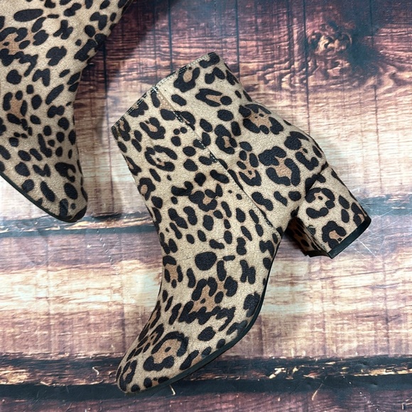 Leopard Booties - Picture 2 of 8